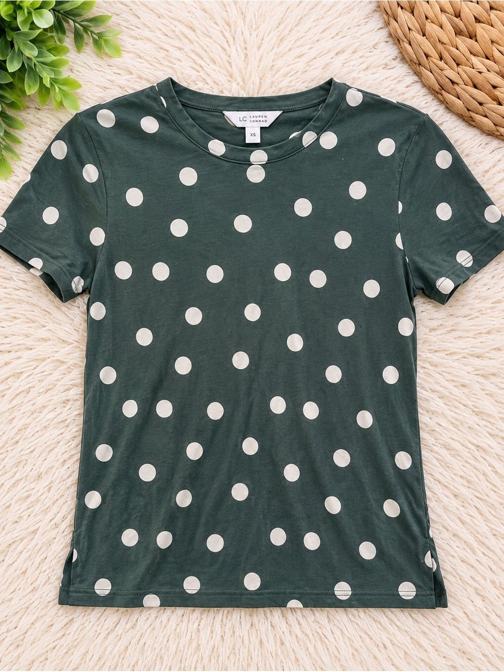 LC Lauren Conrad polka dots tee p